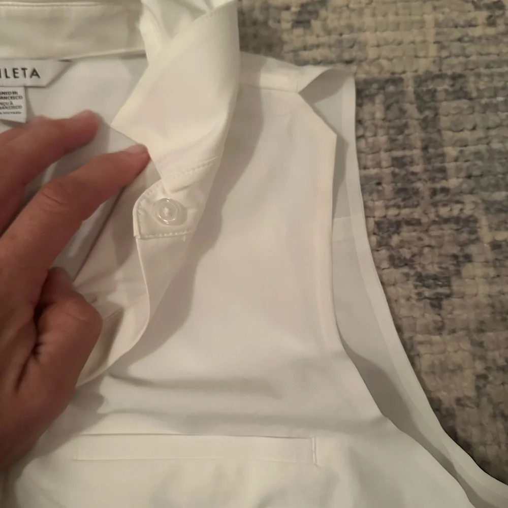 Athleta Urbanite II Sleeveless, Stretchy,White, Button Women's Camisole Size S - Picture 10 of 10